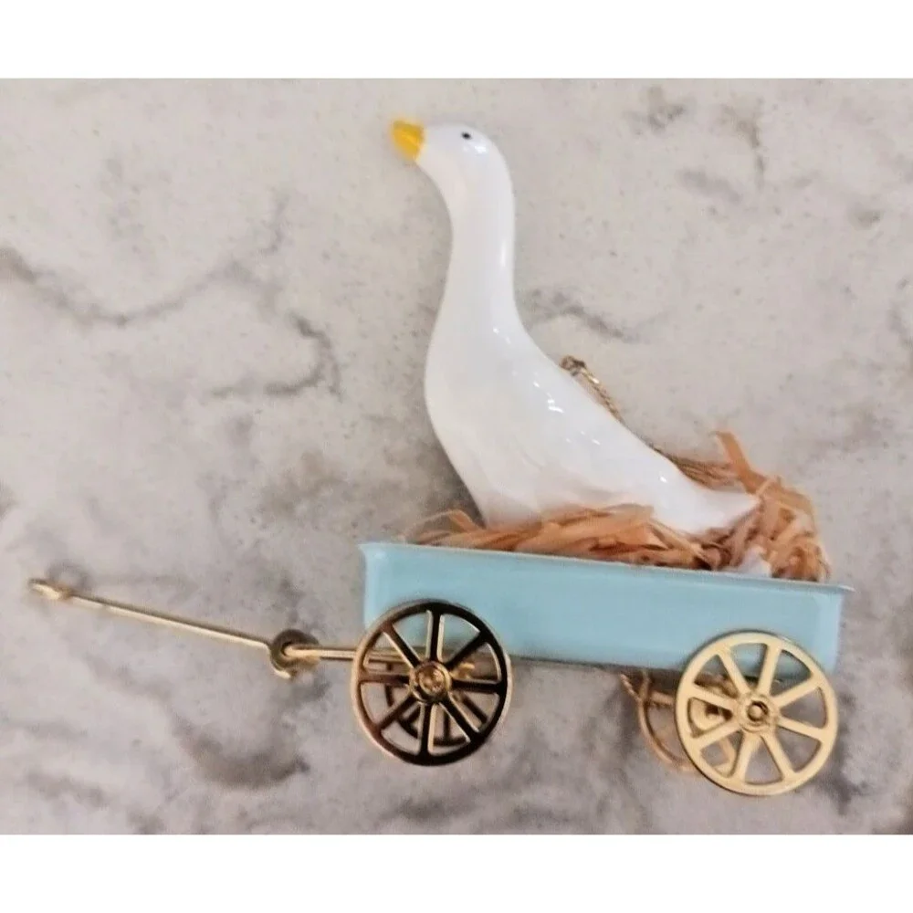 VTG Metal Blue Wagon with Ceramic Duck Christmas Ornament 4
